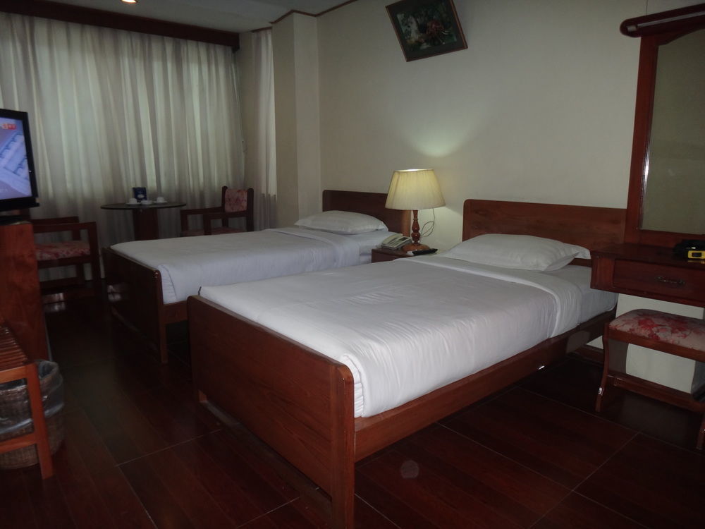 Chit Sayar Hotel يانغون المظهر الخارجي الصورة